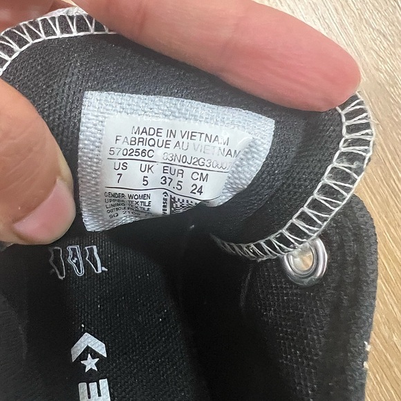 Converse Chuck Taylor All Star Move Ox trainers in black - Picture 11 of 13